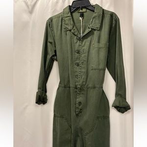 UNIVERSAL THREAD •Target • size 12 • army green • jean jumper • never worn • $17